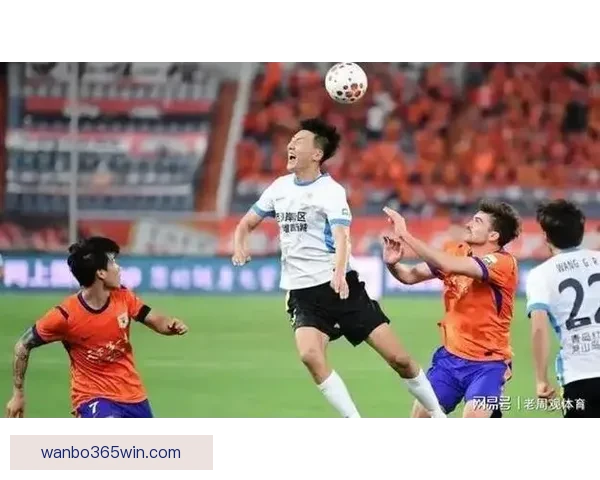 德比激战裁判风波引发赛场冲刺阶段混乱场面
